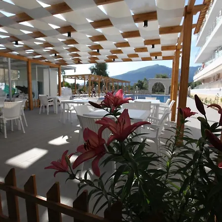 Riviera 3*