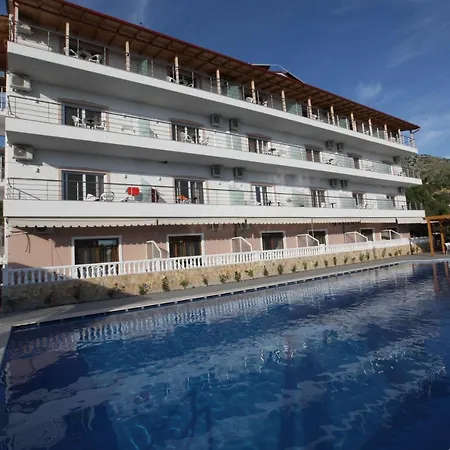 Riviera 3*