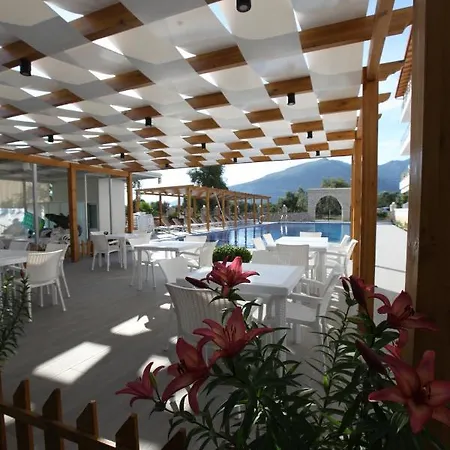 Riviera Hotel 3*