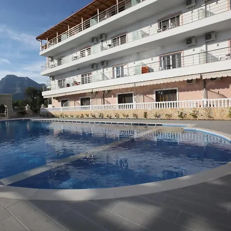 Szálloda Riviera 3*