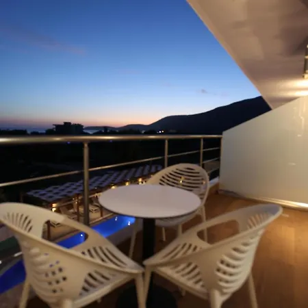 Riviera 3*
