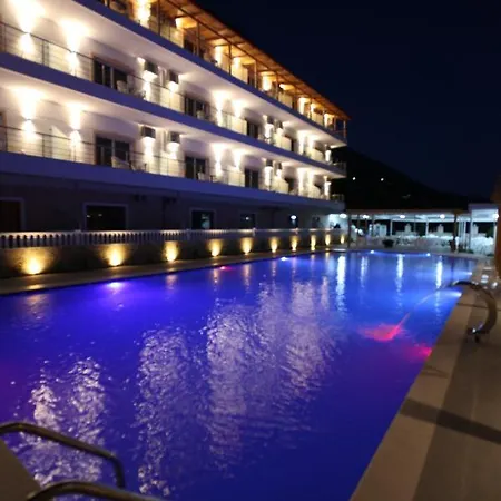 Riviera 3* Borsh