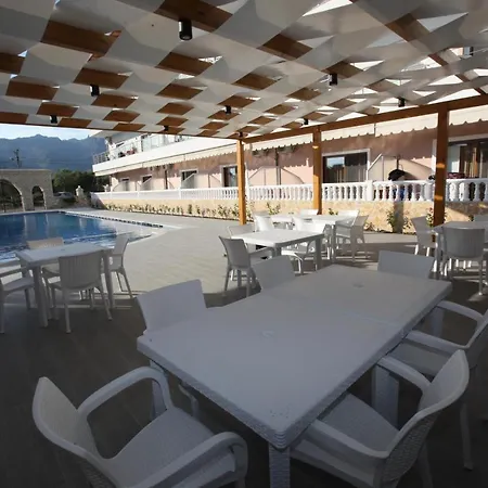 Riviera 3* Borsh